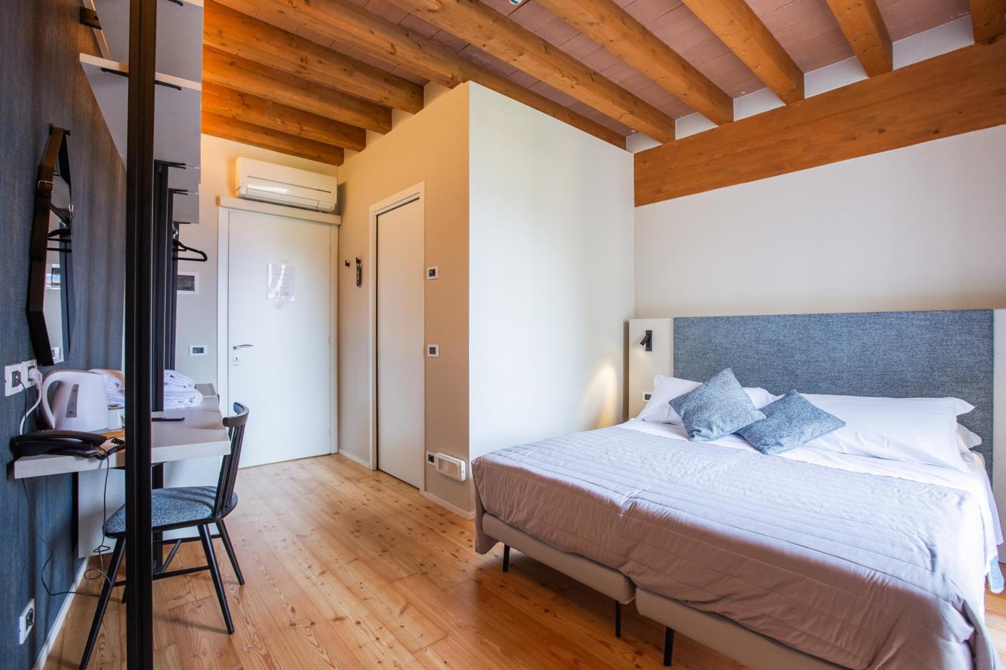 Albergo Del Sole Varenna Eksteriør billede
